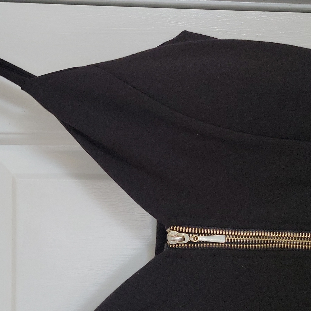 Stretchy Black Slim bodycon fitted Cocktail Dress w Gold Zipper Large - Picture 3 of 16